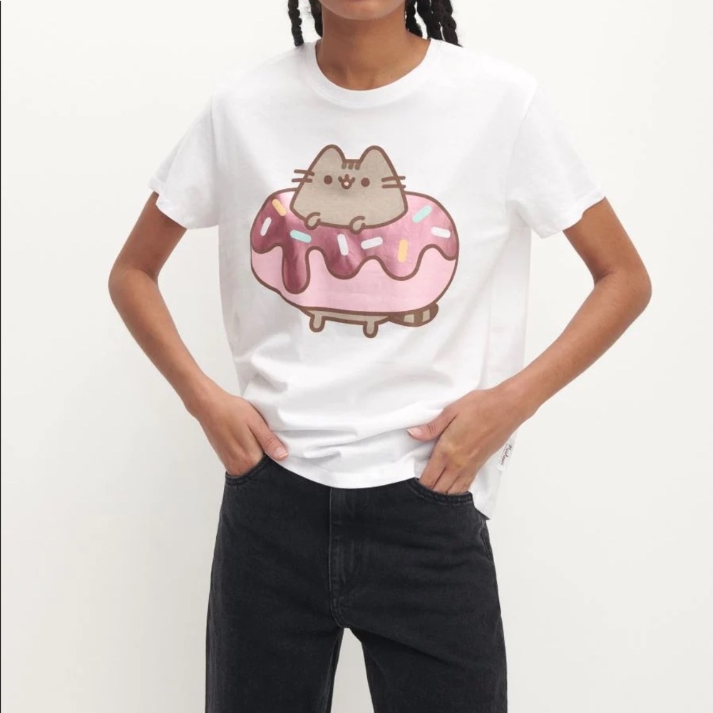Reserved Pusheen the Cat t-shirt size L.